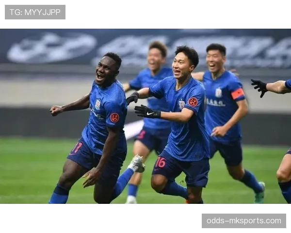 申花阵容稳固但进攻套路单一，是否限制了战术新意？