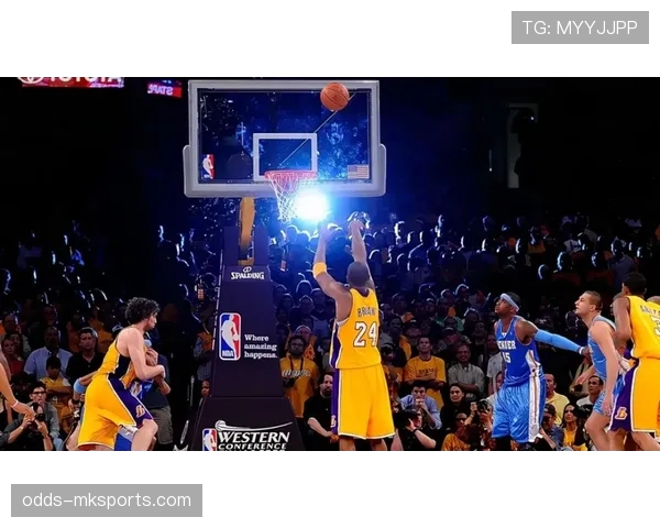 三秒规则在国际篮联和NBA中有何不同？读懂判罚差异